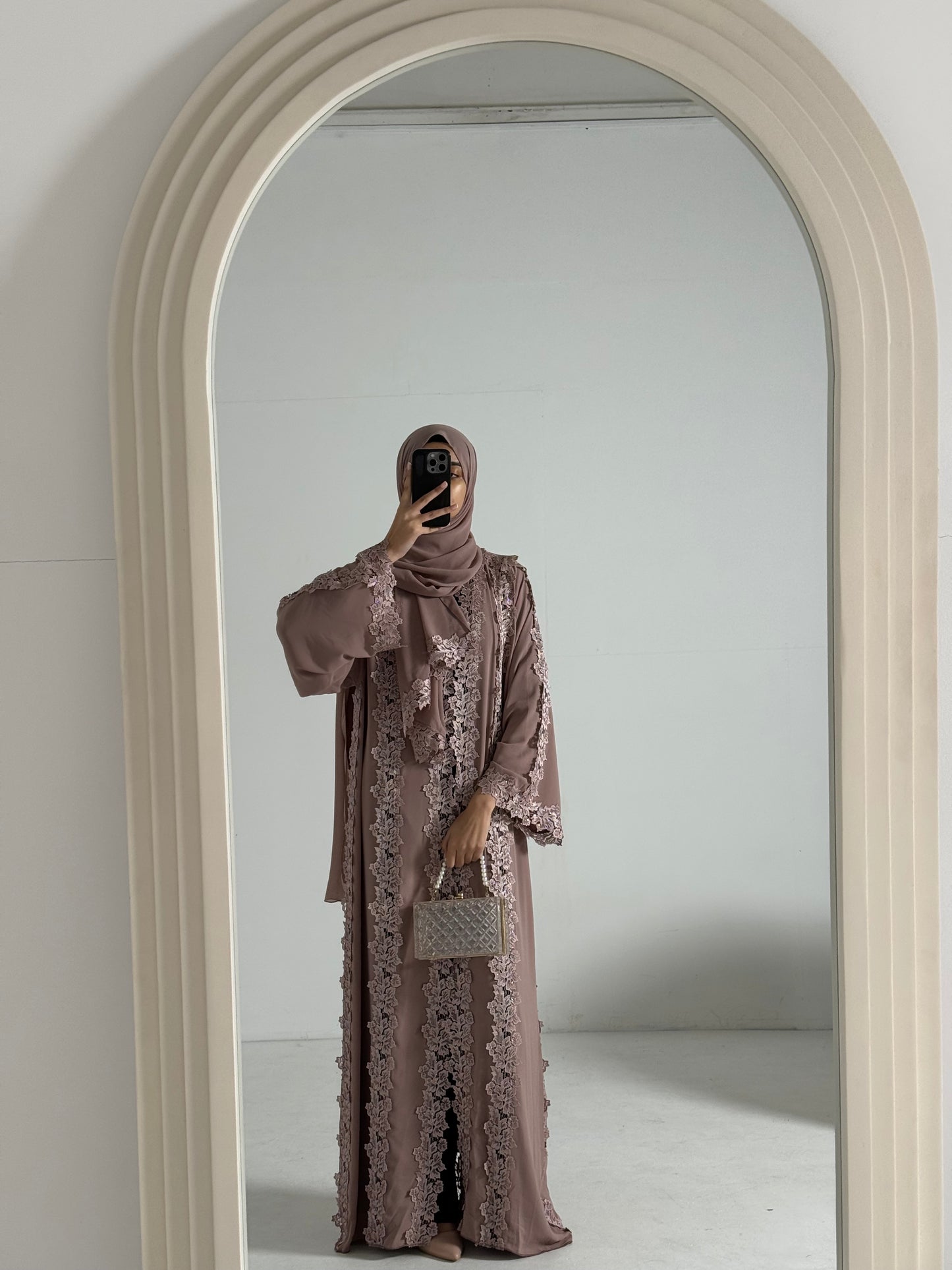 Alma Dusty Pink Chiffon Lace Panel Abaya