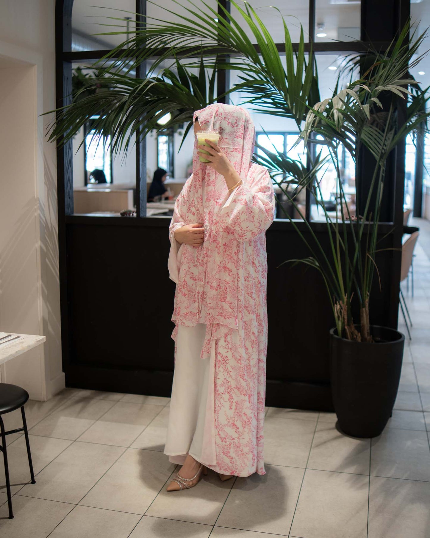 Alya Printed Chiffon Abaya in Pink