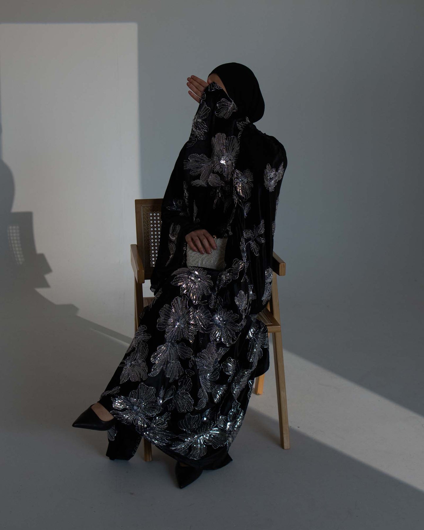 Amani Black Velvet Floral Embellished Abaya
