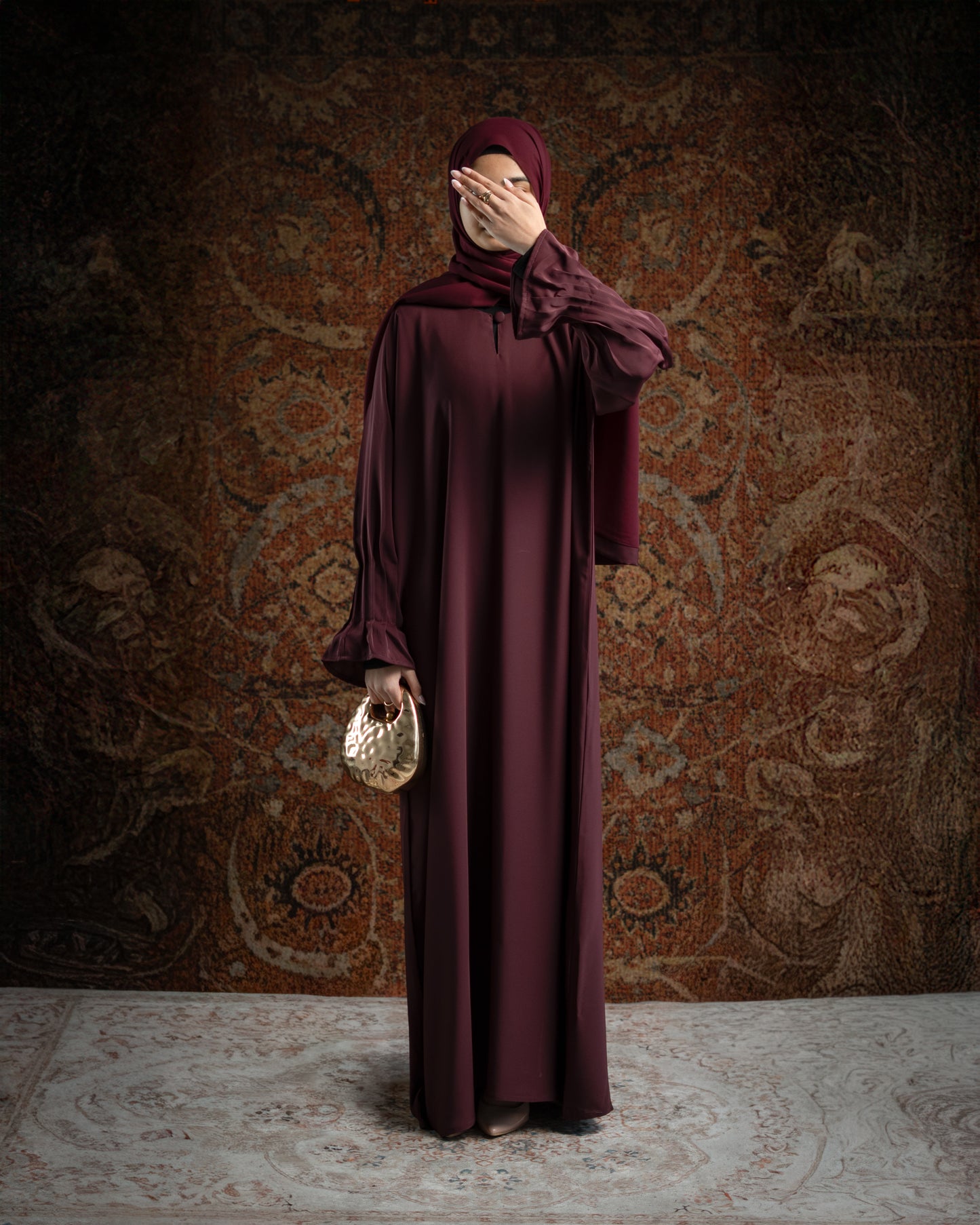 Inara Plum Pleated Sleeve Essential Closed Abaya