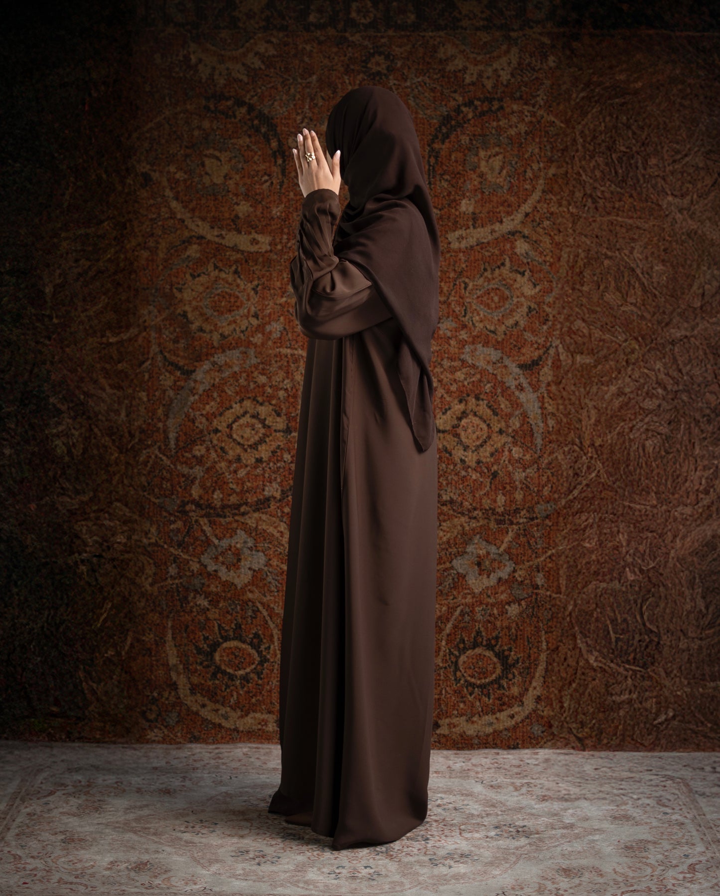 Inara Brown Pleated Sleeve Essential Closed Abaya