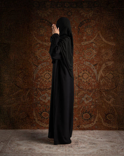 Inara Black Pleated Sleeve Essential Closed Abaya